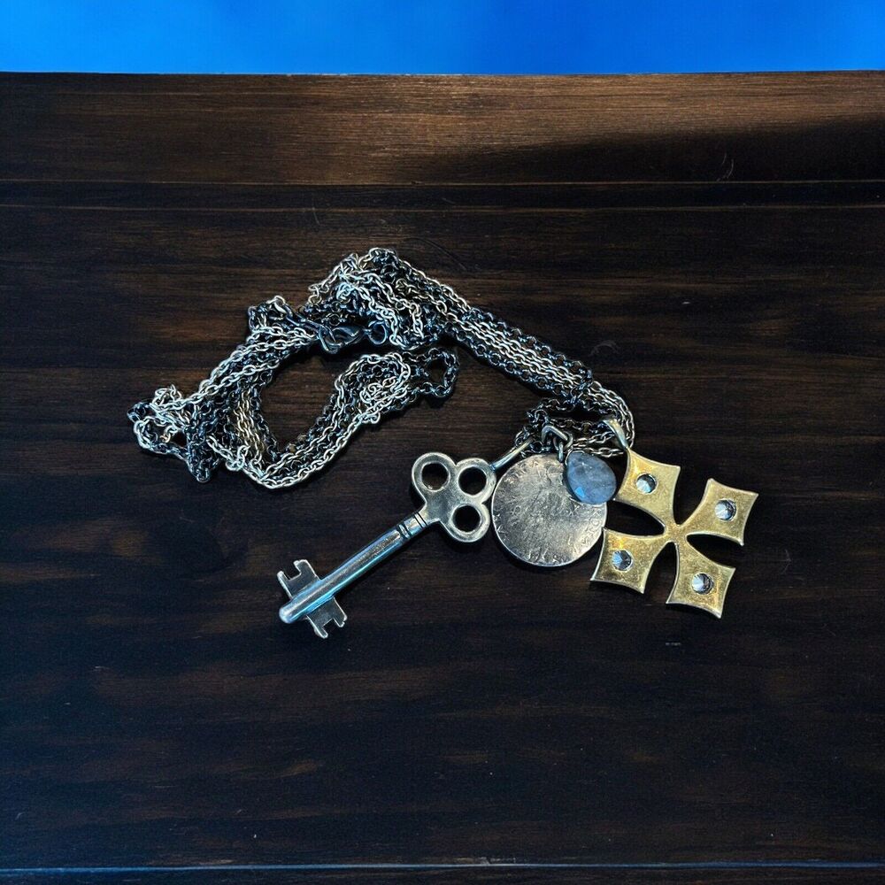 STELLA & DOT Silver Gun Metal Tone KEY CROSS COIN Labradorite Charm Necklace